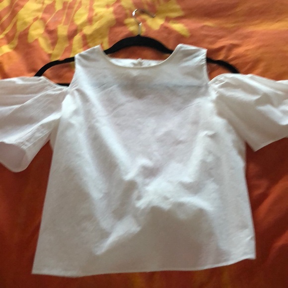 Zara peek a boo shoulder top - Picture 4 of 4